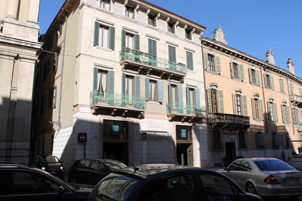 River House Verona Bagian luar foto