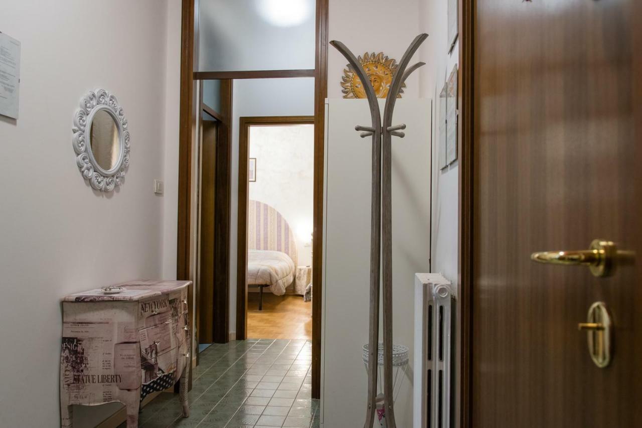 River House Verona Bagian luar foto