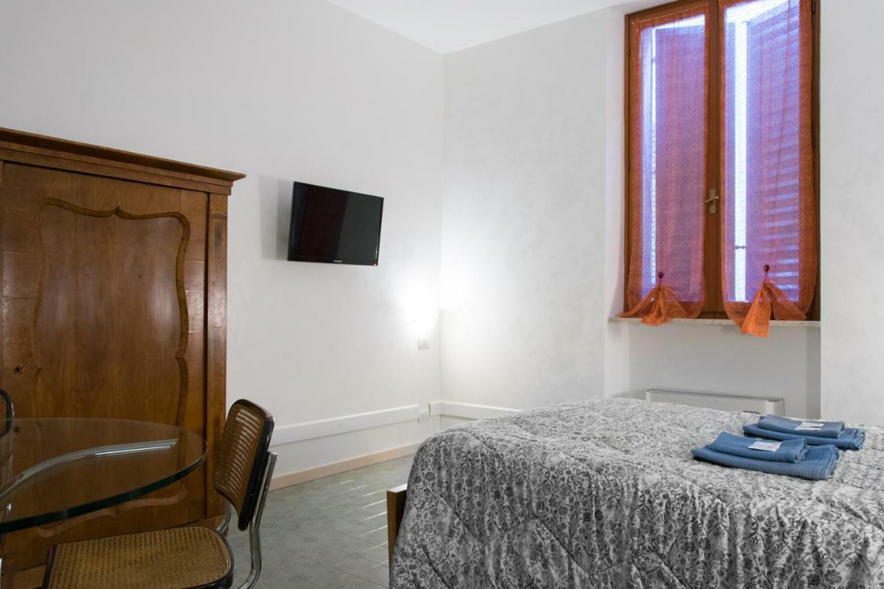 River House Verona Bagian luar foto